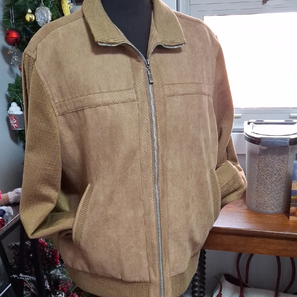 Men's Tan Jacket